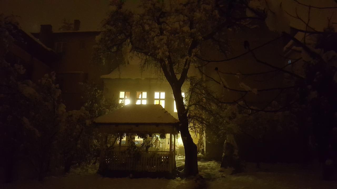 Mountain Tale Hostel Brașov Exterior foto